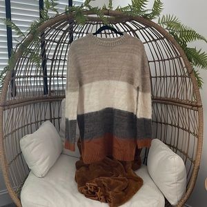 Universal Thread oversized sweater NWOT